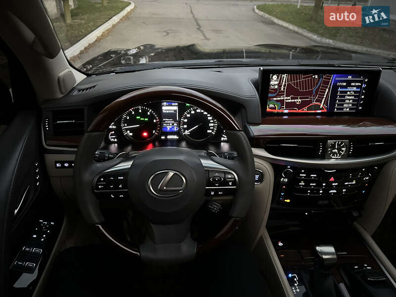 Внедорожник / Кроссовер Lexus LX 2018 в Днепре фото 68 Внедорожник / Кроссовер Lexus LX 2018 в Днепре