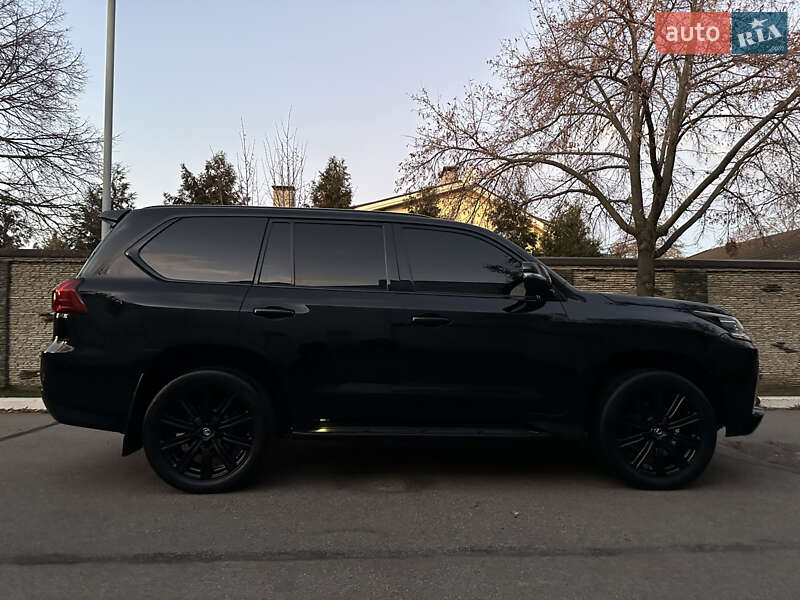 Внедорожник / Кроссовер Lexus LX 2018 в Днепре фото 104 Внедорожник / Кроссовер Lexus LX 2018 в Днепре