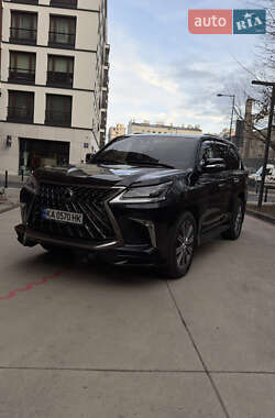 Внедорожник / Кроссовер Lexus LX 2016 в Киеве