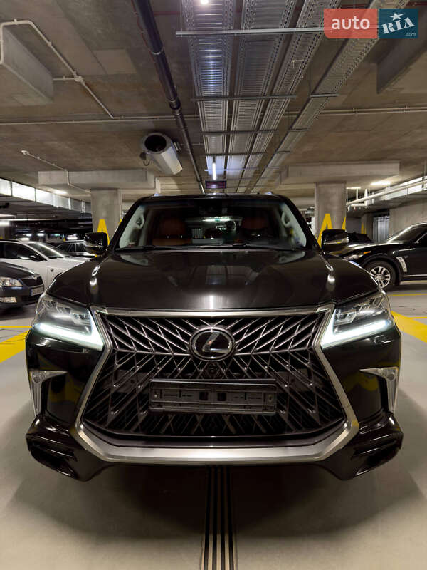 Внедорожник / Кроссовер Lexus LX 2016 в Киеве фото 2 Внедорожник / Кроссовер Lexus LX 2016 в Киеве