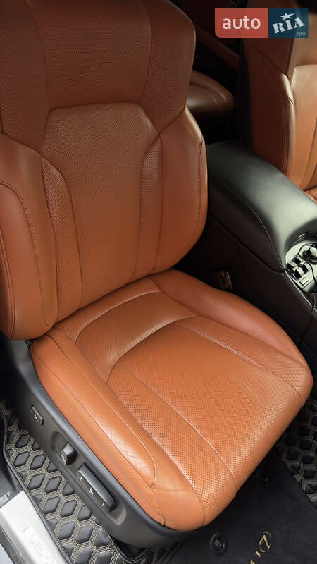 Внедорожник / Кроссовер Lexus LX 2016 в Киеве фото 6 Внедорожник / Кроссовер Lexus LX 2016 в Киеве