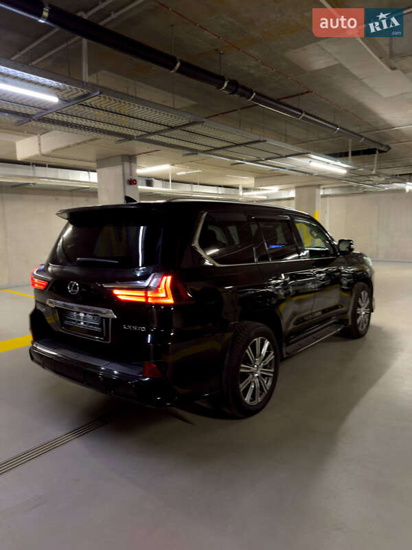 Внедорожник / Кроссовер Lexus LX 2016 в Киеве фото 10 Внедорожник / Кроссовер Lexus LX 2016 в Киеве