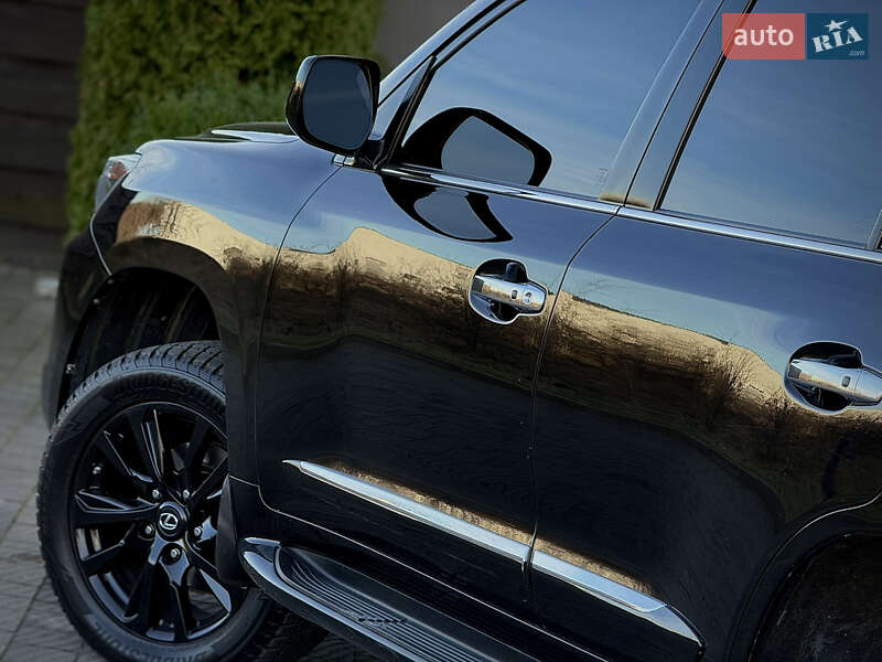 Внедорожник / Кроссовер Lexus LX 2008 в Стрые