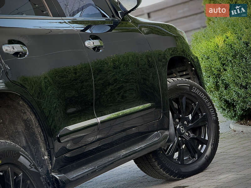 Внедорожник / Кроссовер Lexus LX 2008 в Стрые