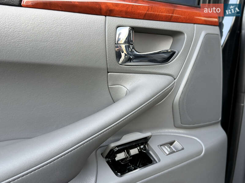 Внедорожник / Кроссовер Lexus LX 2008 в Стрые