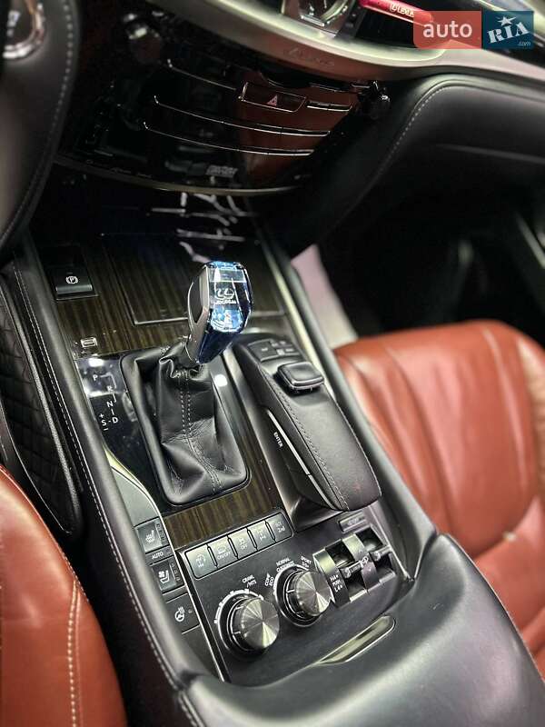 Внедорожник / Кроссовер Lexus LX 2017 в Черновцах фото 13 Внедорожник / Кроссовер Lexus LX 2017 в Черновцах