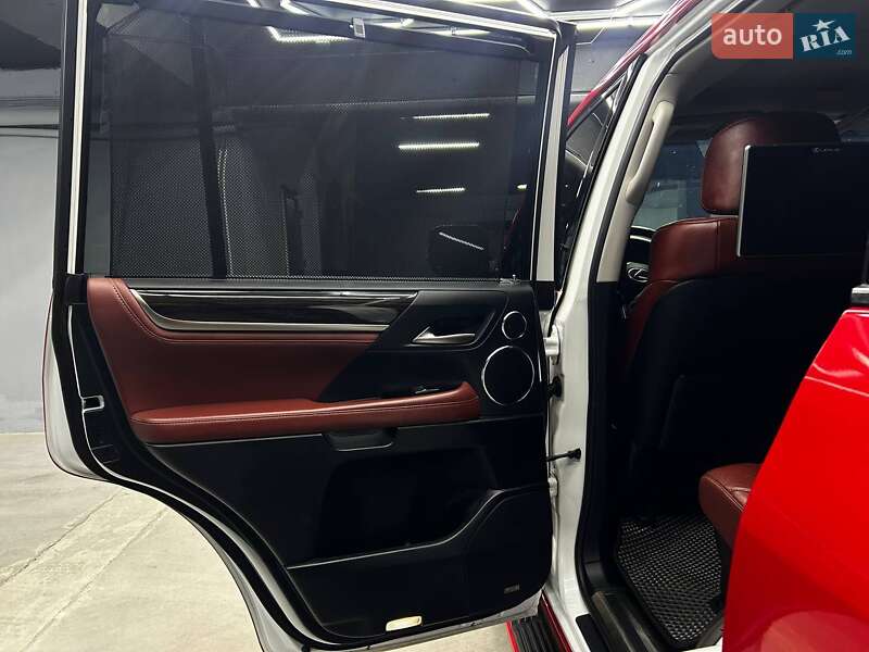 Внедорожник / Кроссовер Lexus LX 2017 в Черновцах фото 16 Внедорожник / Кроссовер Lexus LX 2017 в Черновцах