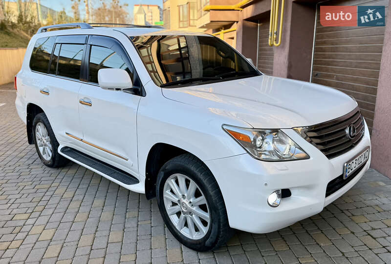 Внедорожник / Кроссовер Lexus LX 2008 в Виннице