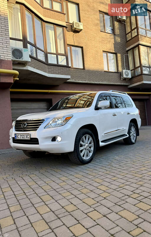 Внедорожник / Кроссовер Lexus LX 2008 в Виннице
