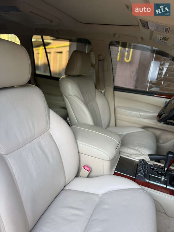 Внедорожник / Кроссовер Lexus LX 2008 в Виннице