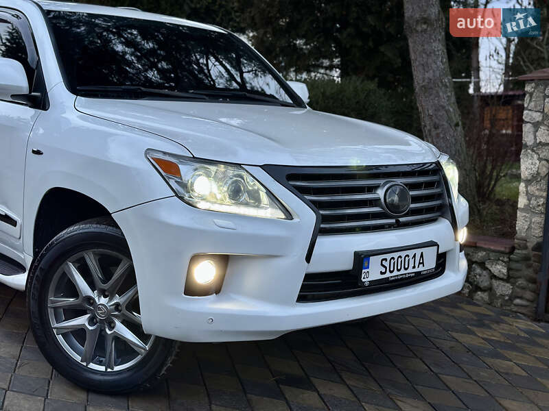 Внедорожник / Кроссовер Lexus LX 2008 в Тернополе