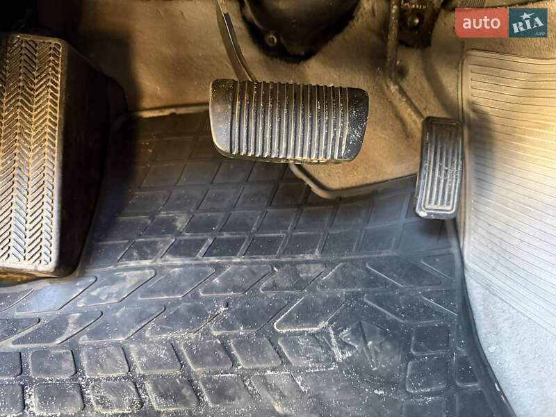 Внедорожник / Кроссовер Lexus LX 2005 в Косове