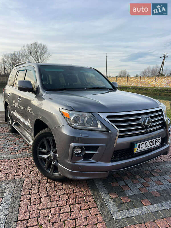 Внедорожник / Кроссовер Lexus LX 2014 в Нововолынске фото 16 Внедорожник / Кроссовер Lexus LX 2014 в Нововолынске