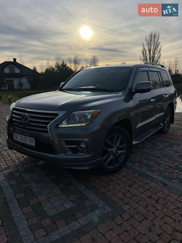 Внедорожник / Кроссовер Lexus LX 2014 в Нововолынске фото 32 Внедорожник / Кроссовер Lexus LX 2014 в Нововолынске