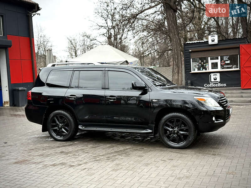 Внедорожник / Кроссовер Lexus LX 2008 в Запорожье