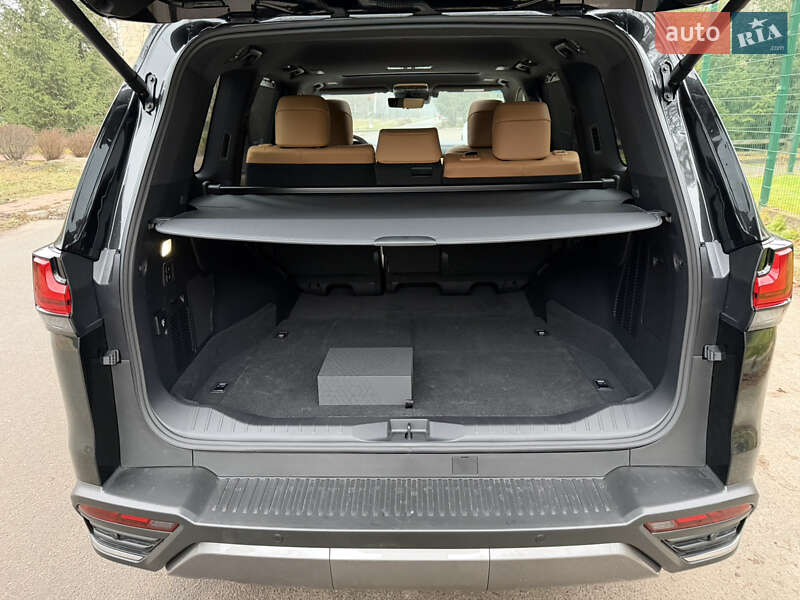 Внедорожник / Кроссовер Lexus LX 2025 в Киеве фото 27 Внедорожник / Кроссовер Lexus LX 2025 в Киеве