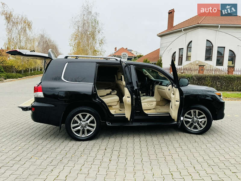 Позашляховик / Кросовер Lexus LX 2013 в Одесі