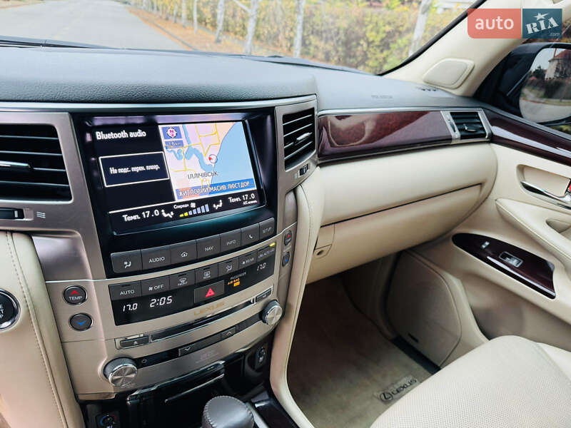 Позашляховик / Кросовер Lexus LX 2013 в Одесі