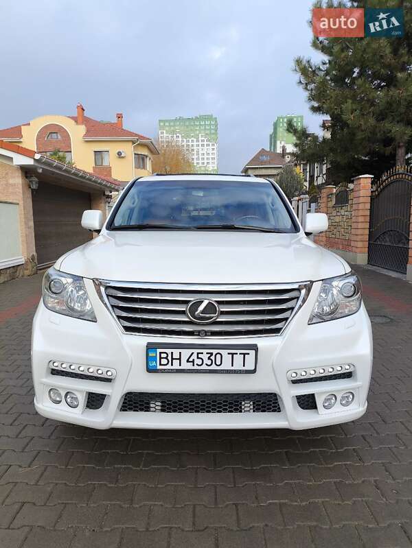Позашляховик / Кросовер Lexus LX 2010 в Одесі
