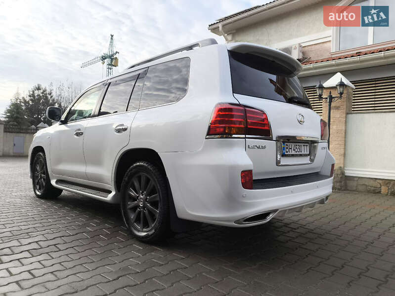 Позашляховик / Кросовер Lexus LX 2010 в Одесі