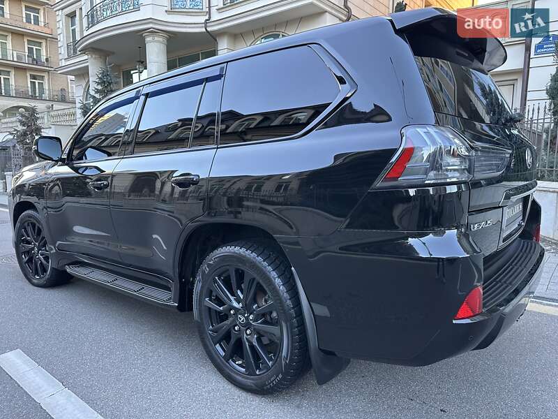 Внедорожник / Кроссовер Lexus LX 2021 в Киеве