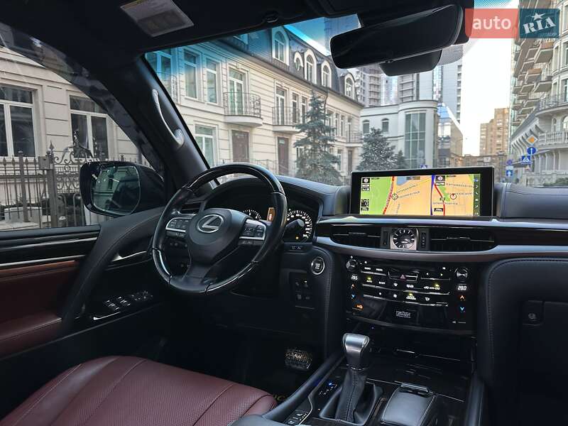 Внедорожник / Кроссовер Lexus LX 2021 в Киеве