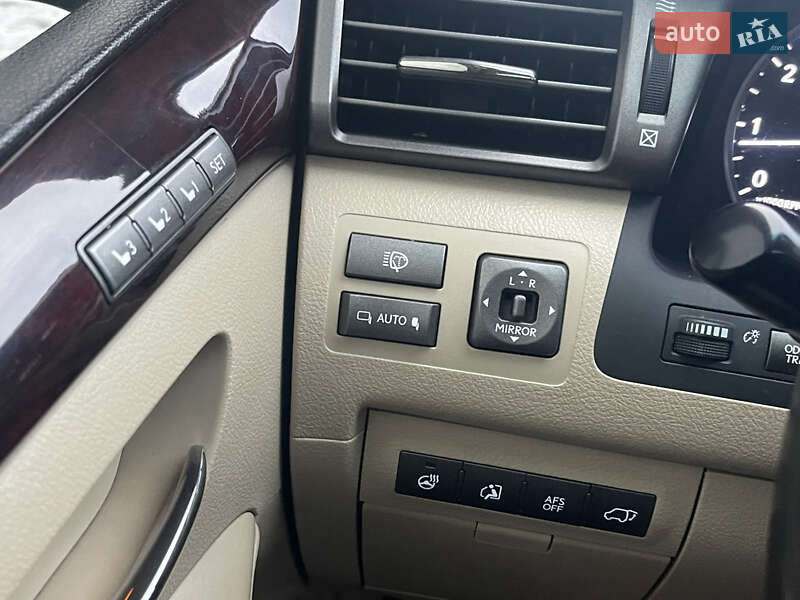 Внедорожник / Кроссовер Lexus LX 2011 в Львове фото 25 Внедорожник / Кроссовер Lexus LX 2011 в Львове