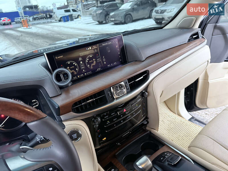 Внедорожник / Кроссовер Lexus LX 2016 в Хмельницком фото 15 Внедорожник / Кроссовер Lexus LX 2016 в Хмельницком