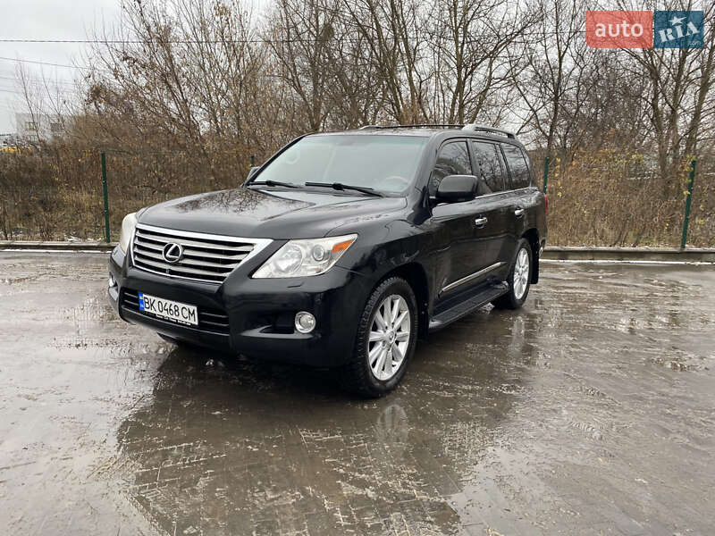 Внедорожник / Кроссовер Lexus LX 2008 в Ровно