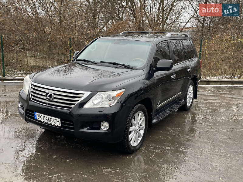 Внедорожник / Кроссовер Lexus LX 2008 в Ровно