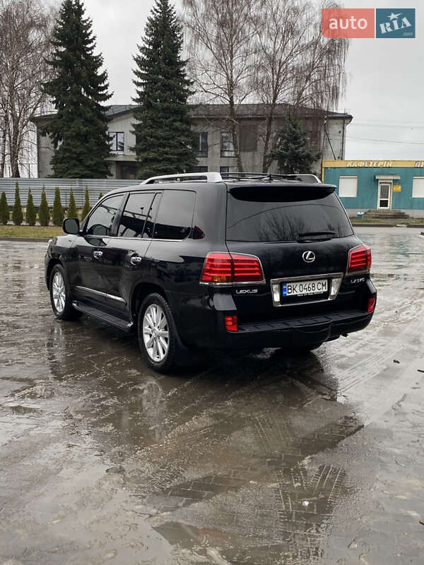 Внедорожник / Кроссовер Lexus LX 2008 в Ровно