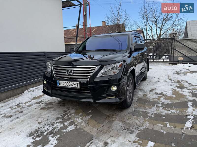 Внедорожник / Кроссовер Lexus LX 2011 в Львове