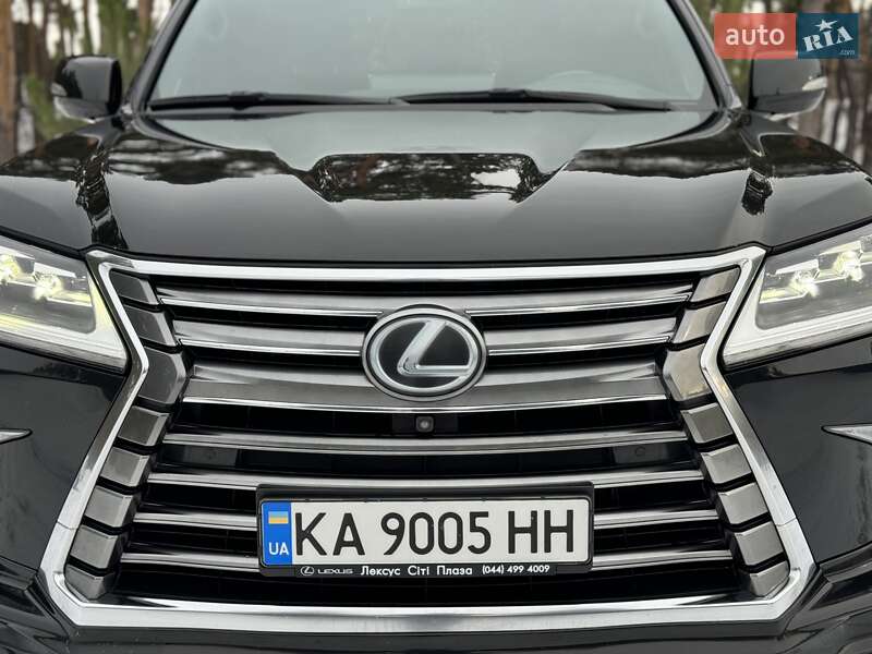 Внедорожник / Кроссовер Lexus LX 2017 в Киеве