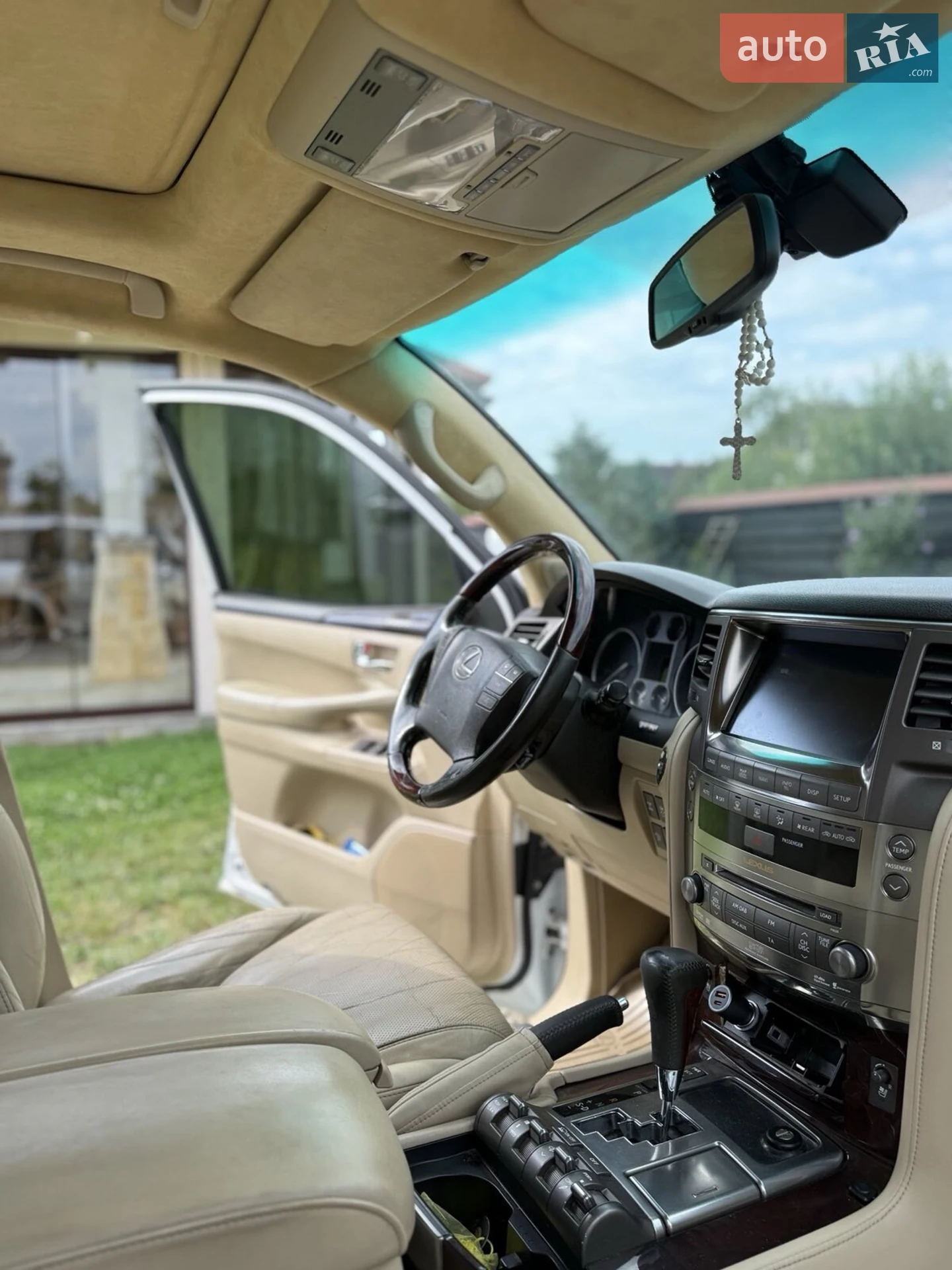 2010 Lexus LX - мініатюра 2