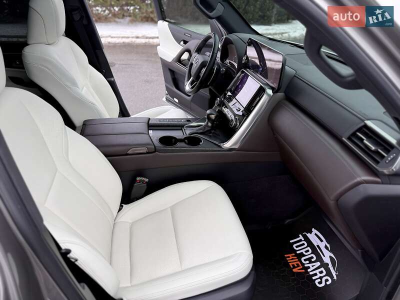 Внедорожник / Кроссовер Lexus LX 2022 в Киеве