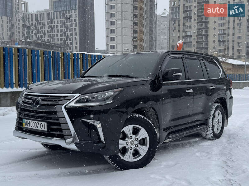 Внедорожник / Кроссовер Lexus LX 2015 в Киеве