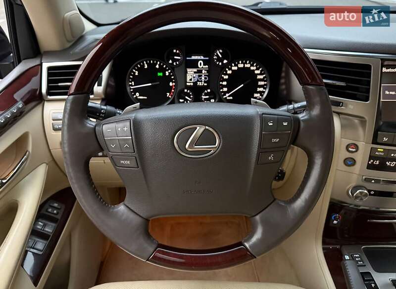 Внедорожник / Кроссовер Lexus LX 2012 в Киеве