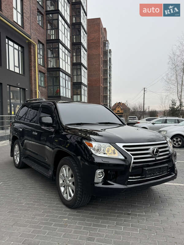 Внедорожник / Кроссовер Lexus LX 2010 в Полтаве