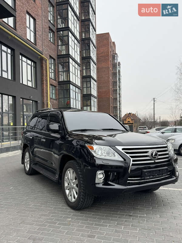 Внедорожник / Кроссовер Lexus LX 2010 в Полтаве