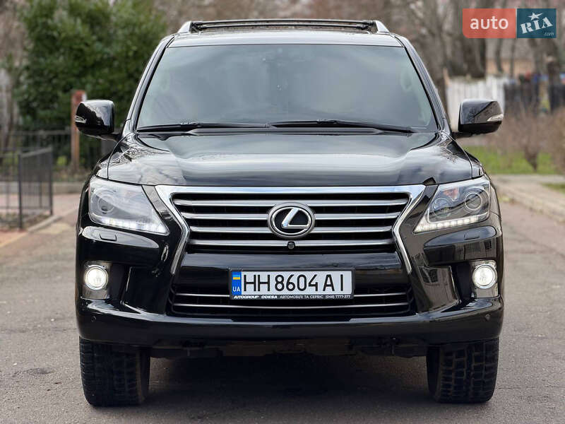 Внедорожник / Кроссовер Lexus LX 2013 в Одессе