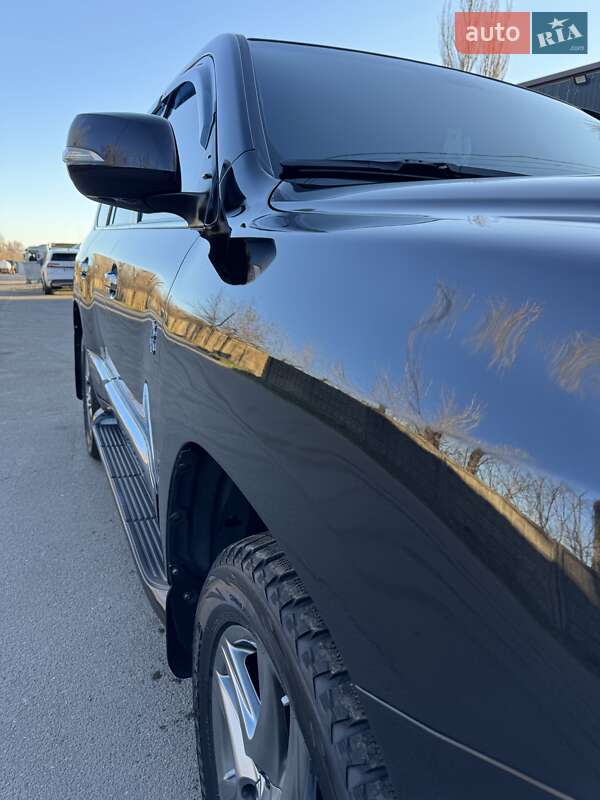 Внедорожник / Кроссовер Lexus LX 2013 в Кривом Роге