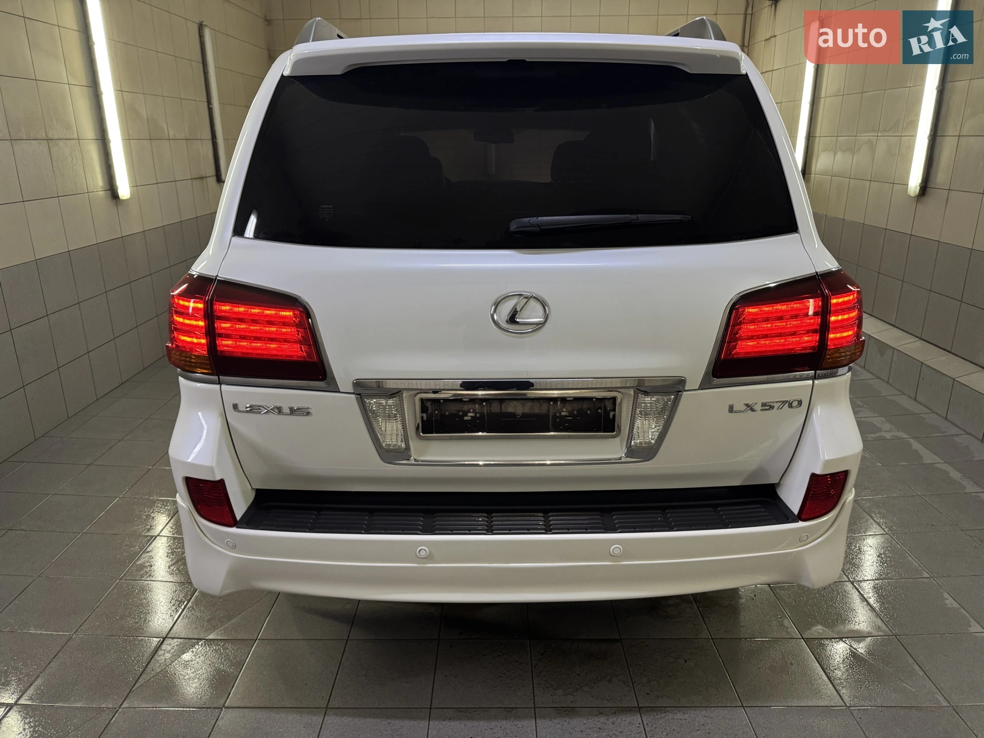 2011 Lexus LX - мініатюра 11