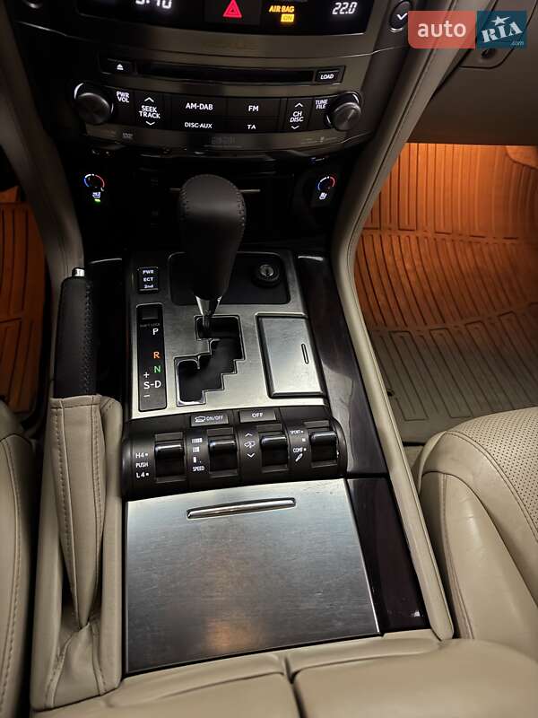Внедорожник / Кроссовер Lexus LX 2012 в Умани
