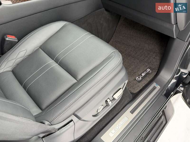 Внедорожник / Кроссовер Lexus LX 2022 в Киеве