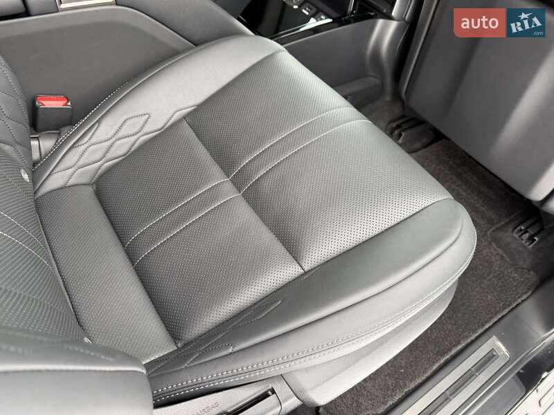 Внедорожник / Кроссовер Lexus LX 2022 в Киеве