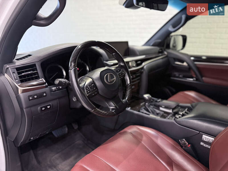 Внедорожник / Кроссовер Lexus LX 2020 в Одессе