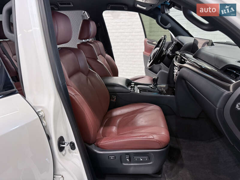 Внедорожник / Кроссовер Lexus LX 2020 в Одессе