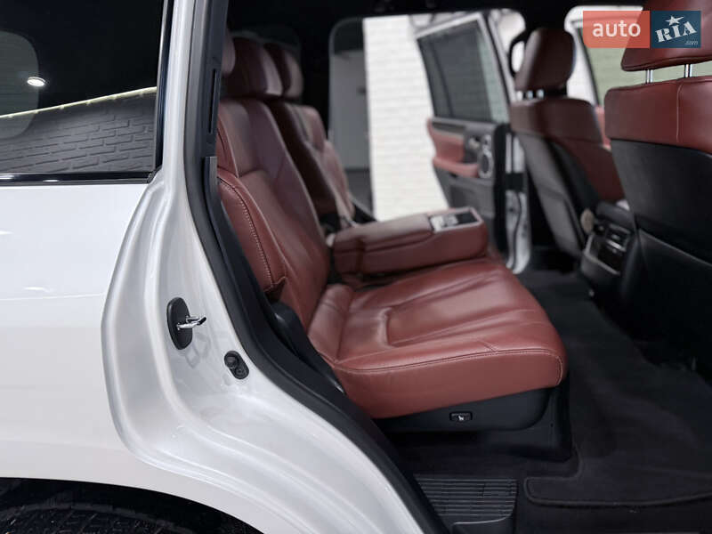 Внедорожник / Кроссовер Lexus LX 2020 в Одессе