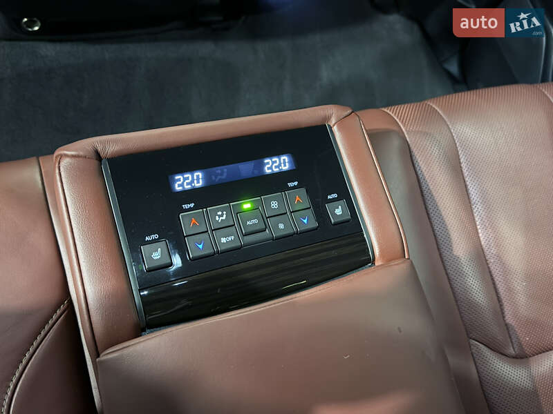 Внедорожник / Кроссовер Lexus LX 2020 в Одессе