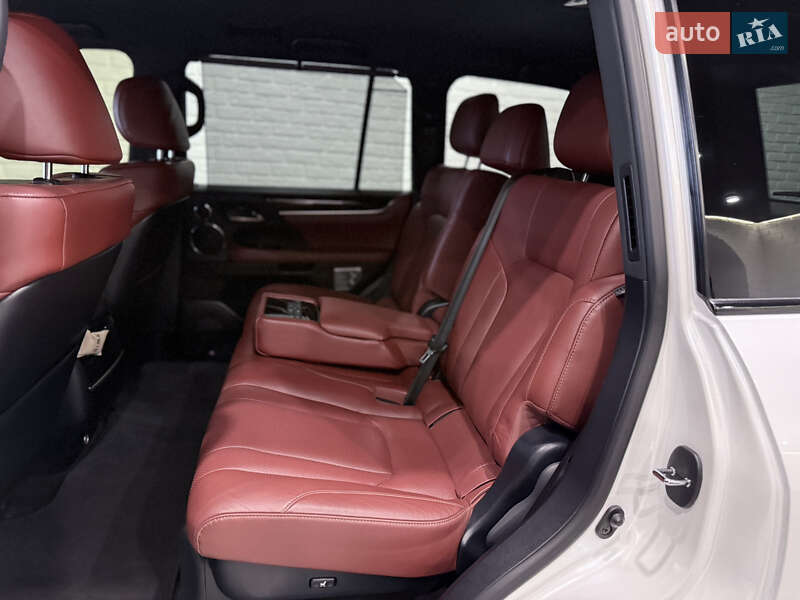 Внедорожник / Кроссовер Lexus LX 2020 в Одессе